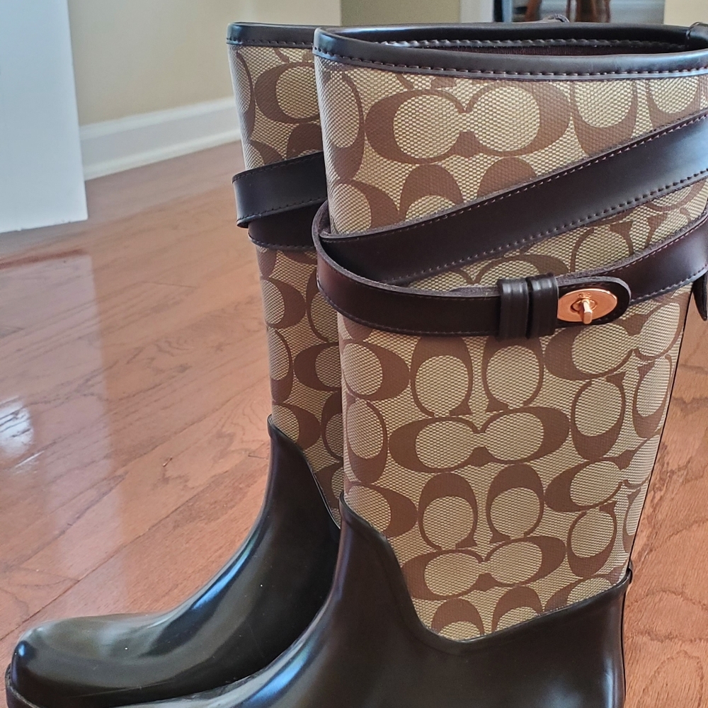 Coach Boots - Size 7 - Picture 3 of 4